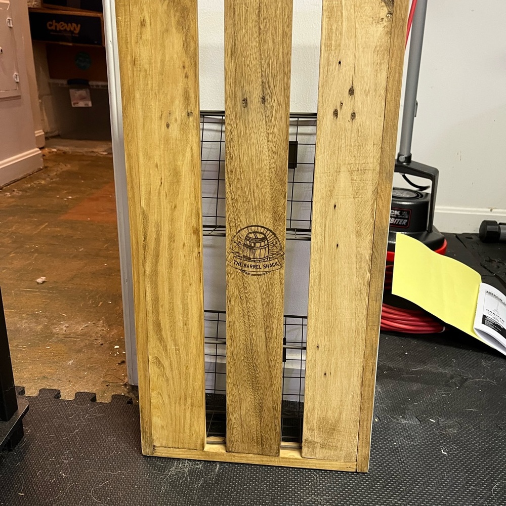 Mail holder - Picture 2 of 2